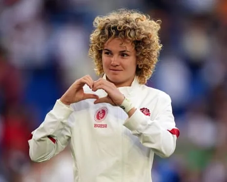 England's Kildunne and Hannah Botterman Fit to Face France in Last Four Clash